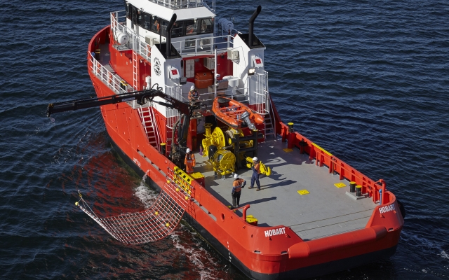Rescue operation in practice at sea